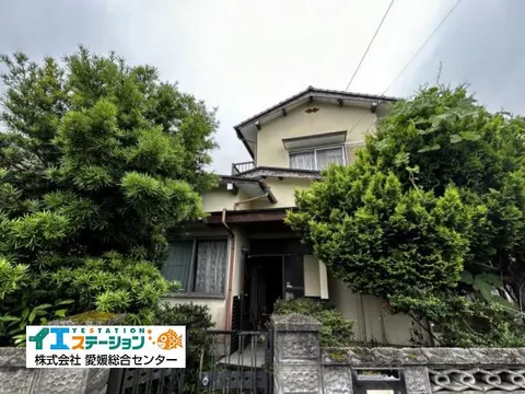Niihama City, Hagiu (Nakahagi Station) 2-story building 4DK
