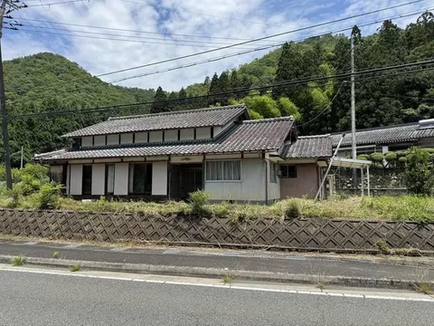 1.8 million yen in Sanwa Town, Shimokawaai