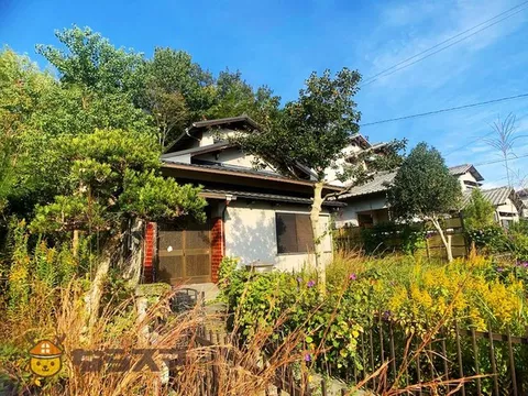 ■Good view due to high ground■ All rooms are over 6 tatami mats■ Garage parking for 1 car available