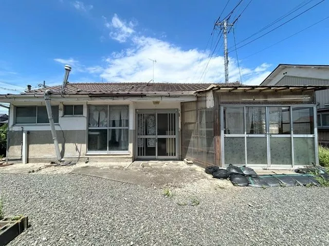 Start a spacious new life in a convenient living environment♪