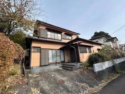 [Price revision] This is a spacious used house with a building area of 39.25 tsubo♪