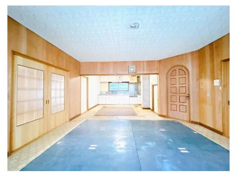 [Open House] Current sale until February 28 / Move-in available within the year / New seismic standards compliant / Parking for 2 cars available /
