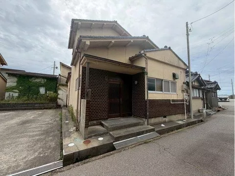 Kanazaki Imamachi (Oigahata Station), 4 million yen