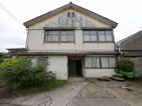 Kizu (Yokoyama Station) 9 million yen