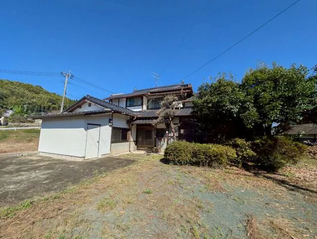 Kikuchi City, Shimokawahara (Harazumi Station) 2-story building 8DK
