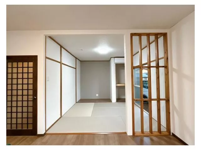 Tour】Remodeled interior and exterior／New earthquake-proof conformity／Water system replacement／Parking space for 2 cars／Garden