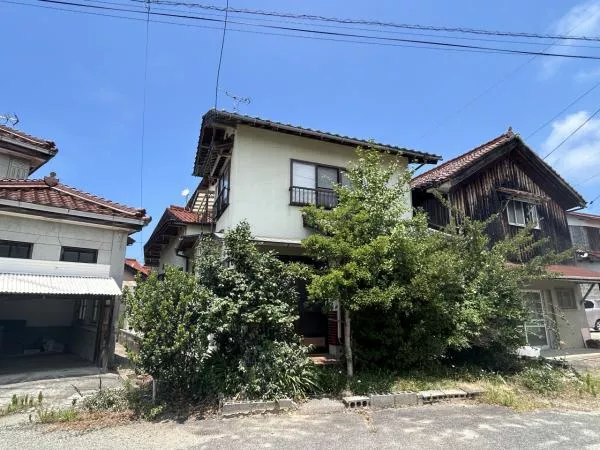 2F 4DK in Tsuda-machi, Masuda-shi, Masuda (Iwami-Tsuda Sta.)

6,000,000 yen