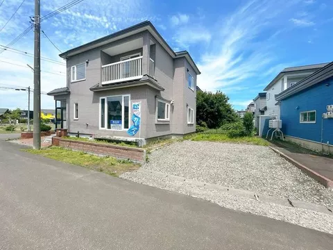 [Open House] Exterior renovation planned / Move-in available within the year / Parking for 3 cars after expansion /
