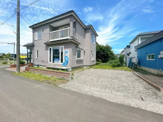 [Open House] Exterior renovation planned / Move-in available within the year / Parking for 3 cars after expansion /