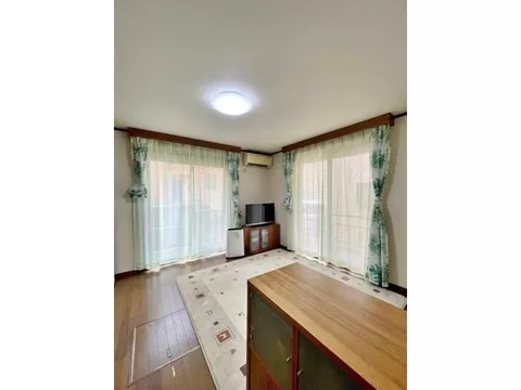 ◇4LDK where the family can live comfortably◇ All rooms have two-sided lighting, bright and sunny