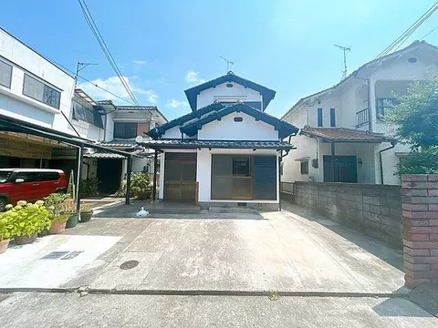 Used single-family home Takasago City Kitahama Town Ushitani House