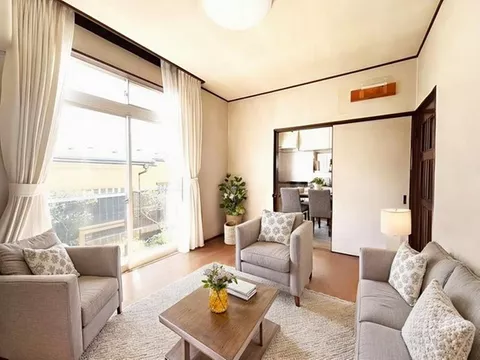 Free online consultation available♪ All rooms face southeast♪ The interior is very cleanly maintained.