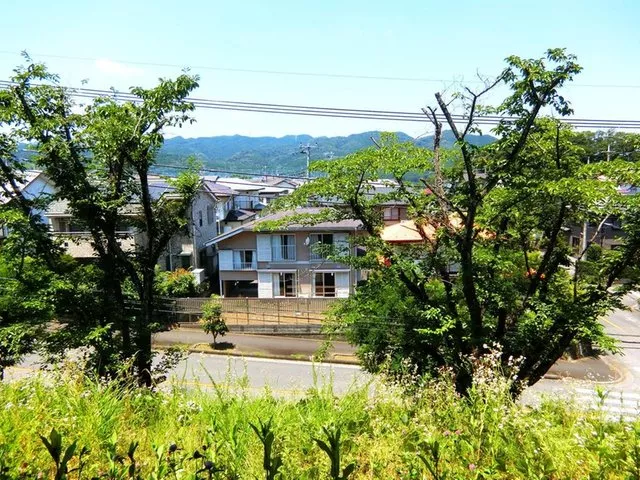 ● A large, bright house in a southern space ● Many renovation histories ● Some renovations will be done (budget including tax 2.5 million yen)
