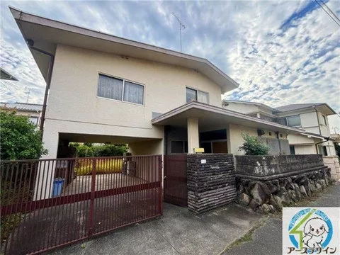 【Introducing a spacious house with a wide garden in Futami-cho Nishi Futami, 3LDK】