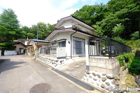 Kiryu City, Tsutsumicho 3-chome (Maruyamashita Station) 2-story building 3LK