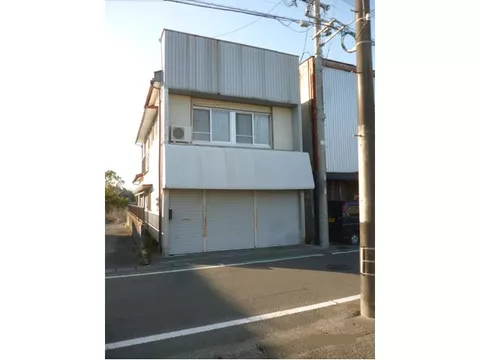 Uetajima, Sadowara Town 8 million yen