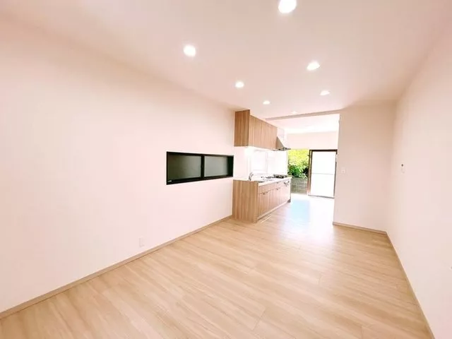 Viewing available / Renovated ♪ 5 minutes on foot to Yaizu Minami Elementary School ♪ One air conditioner planned to be installed ♪