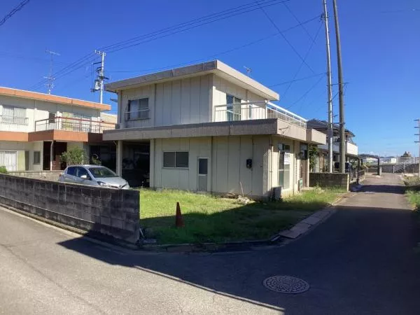 Niihama City, Hirakata Town (Niihama Station), two-story building, 4DK