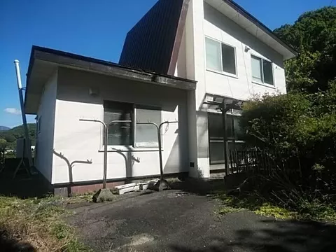 Muroran City, Kohoku-cho 4-chome (Honwanishi Station) 2-story building 5DK