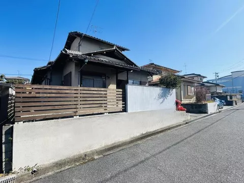 Akaiwa City Sakuragaoka Nishi 3-chome 2-story 5DK