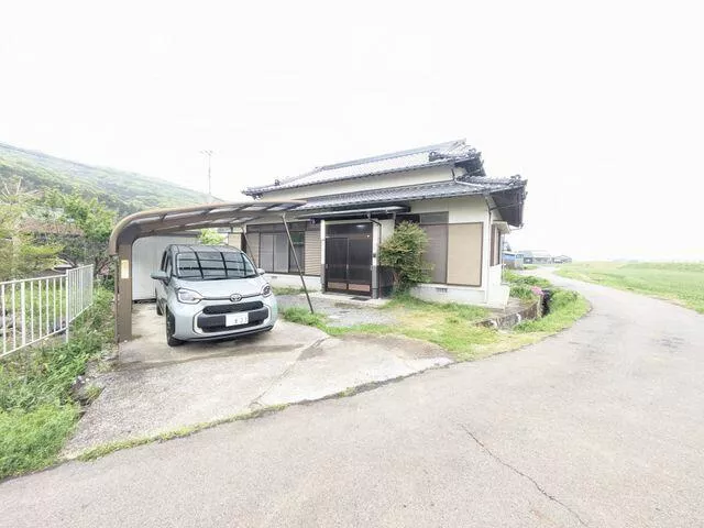 Usa City, Oaza Demitsu (Usa Station) Single-story building 5DK
