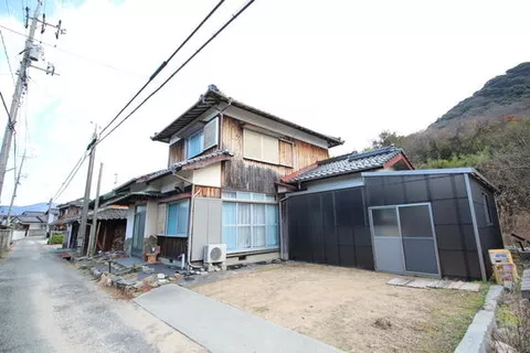 Hofu City, Oaza Mukojima 2-story building 6DK