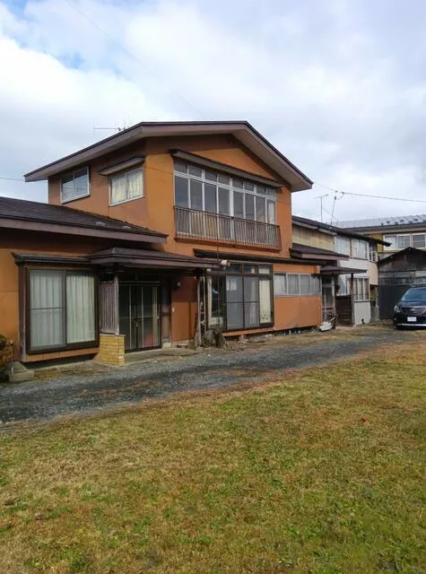 Odate City, Sakuramachi Minami (Higashi Odate Station) 2-story building 10K