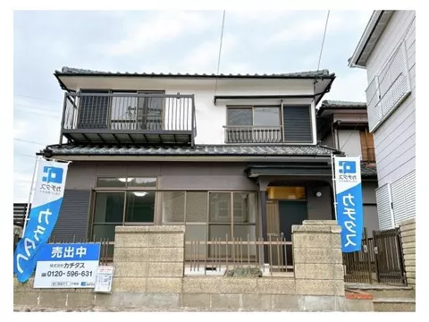 【Open House】Interior and exterior renovations completed / Seismic reinforcement / Water facilities replaced / Parking for 2 cars available / Garden