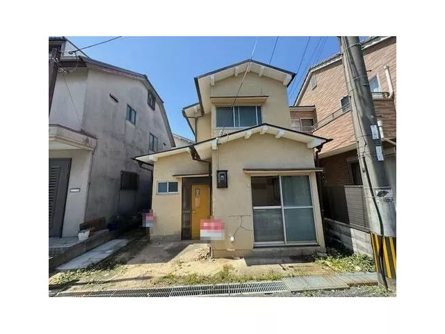 ◇Quiet residential area◇2-story building with parking for 1 car available◇Renovation can be done as you like