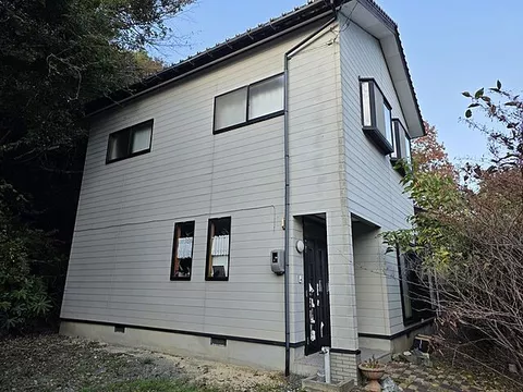 Used single-family home in Oaza Sawahato, Ube City
