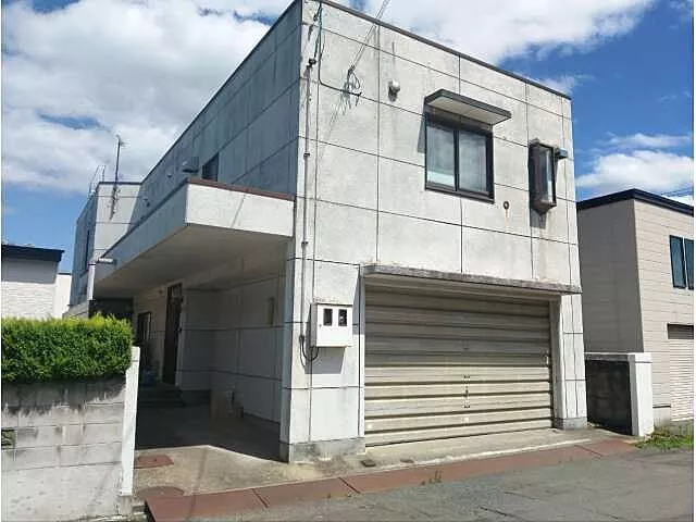 Used single-family home Bus Get off at Okazurudo 1-chome bus stop, 4 minutes on foot