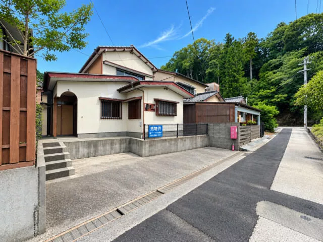Ino Town, Agawa District - 2-story building, 41DK