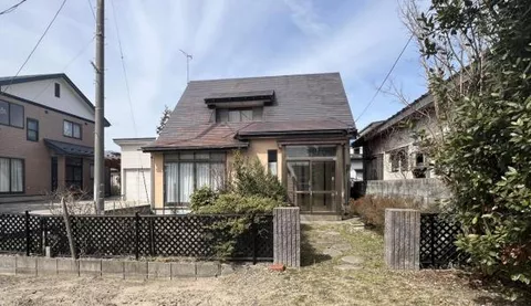 Akita City, Shinya Katsuhei Town (Shinya Station) 2-story 5LDK