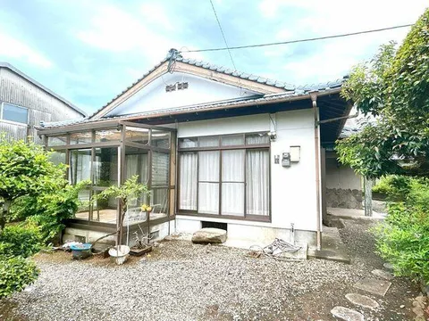 Kunimachi, Higashimorokata-gun, Iwachino (Miyazaki Jingu Station) Single-story building 5DK