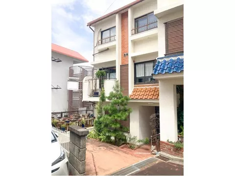 9 minutes walk from Momoyamadai × 5LDK, reinforced concrete house newly listed at 13.88 million yen! Great for renovation too.