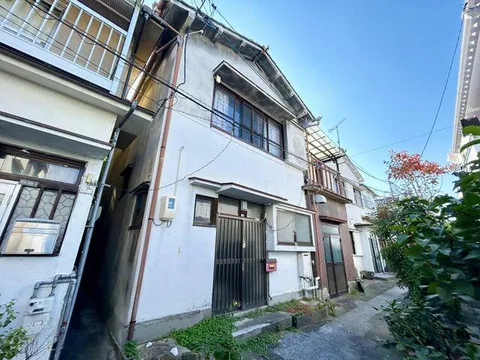 Higashi Kasumicho, Minami Ward, Hiroshima City (Hiroshima Station) 2-story building 5DK