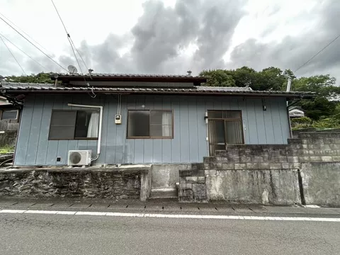 Miyoshi City, Ikeda Town, Nakanishi Iba (Minawa Station), single-story building, 4DK