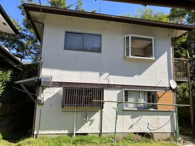 2F 6DK in Hatsubara Aza Shidouchi, Matsushima-cho, Miyagi-gun, Aichi (Atago Sta.)

2.5 million yen
