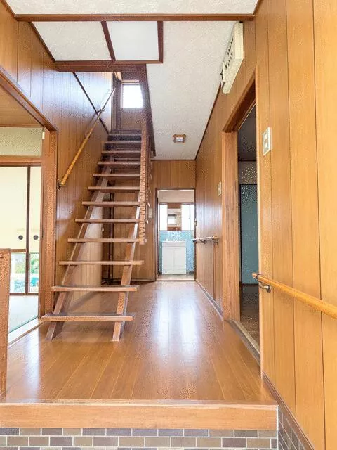 Kakamigahara City, Sohara Seiun 4-chome (Rokkaken Station) 2-story 4DK