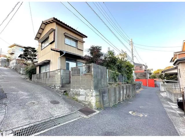 [Southeast Corner Lot! Good Sunlight!] Quiet residential area within walking distance of Omoridai Station