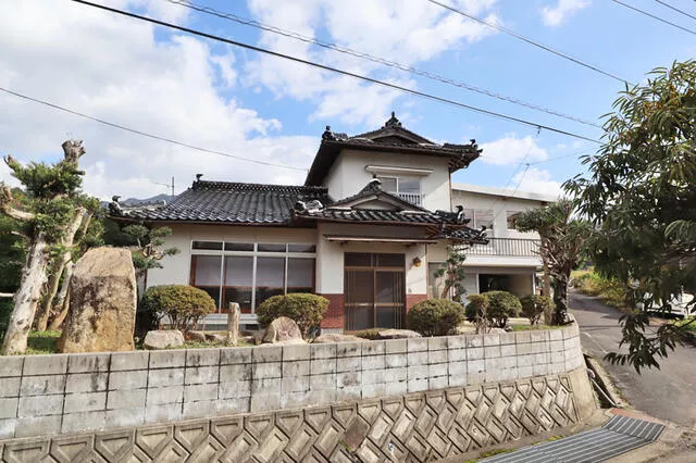 Tsuyama City, Kamo Town, Kogō (Mimasaka Kamo Station) 2-story building 6DK