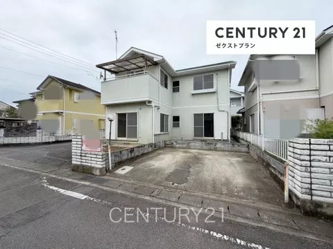 Takasaki City, Kamitoyooka-cho (Gunma Hachiman Station) 2-story building 5K