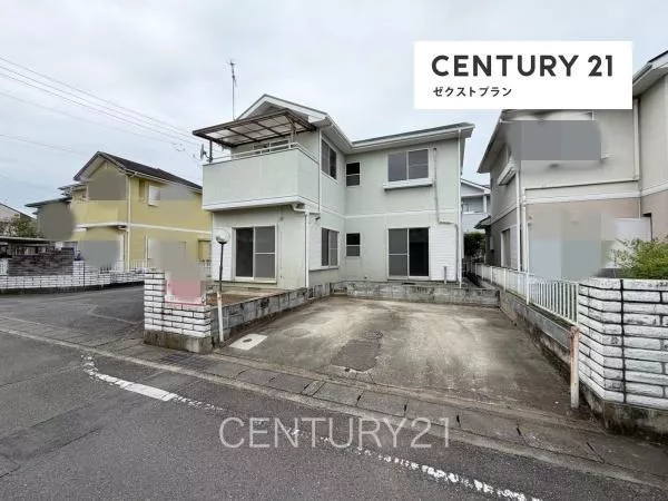 Takasaki City, Kamitoyooka-cho (Gunma Hachiman Station) 2-story building 5K