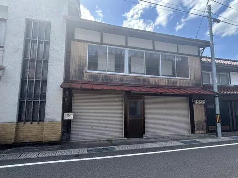 Iishi-gun Iinan-cho, Akana (Nishi-Miyoshi Station) 2-story 3SDK