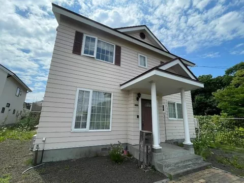 ◆Shineidai - 3-story 4SLDK◆ 5 minutes from Hokkaido Chuo Bus "Shineidai"
