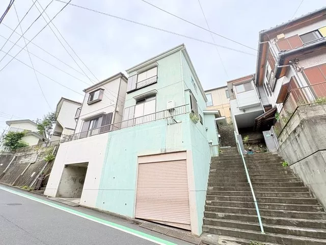 Renovation of both interior and exterior is planned, allowing you to start a comfortable new life.
