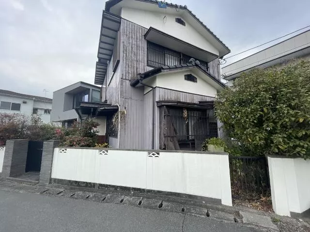 Omuta City, Yajiri Town 3-chome (Shin-ei Town Station) 2-story 3LDK