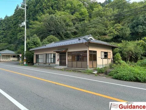 Shimoichi-cho, Yoshino-gun, Oaza-Haraya (Shimoichiguchi station) Single-story building, 4DK

4DK