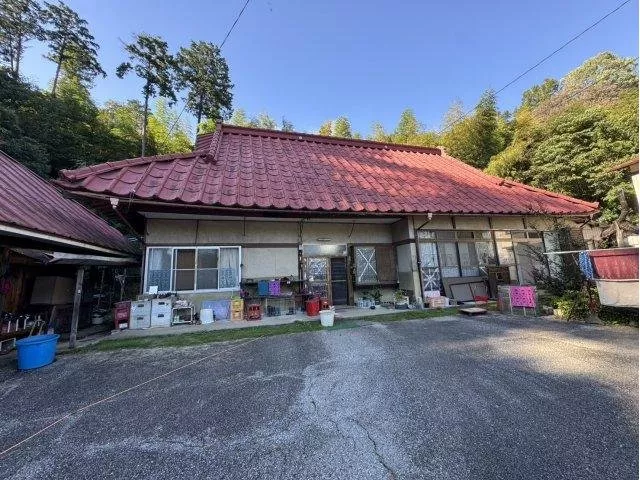 Building built in the first year of the Meiji era
