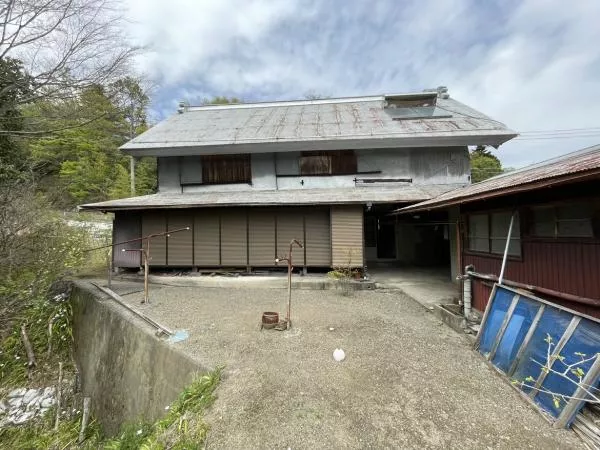 Minobu Town, Nambu District, Oshi (Kai-Iwama Station) Single-story building 5K